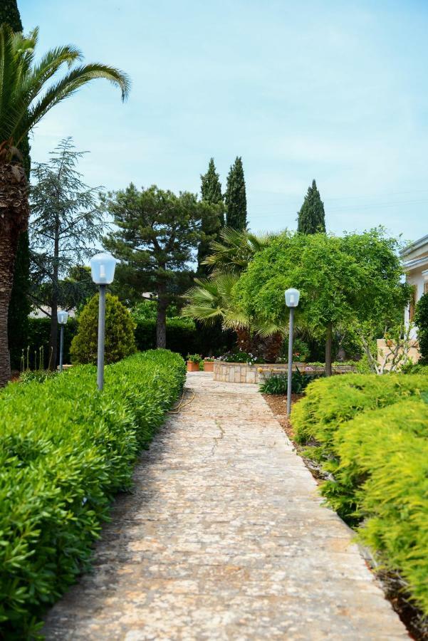 Villa La Civetta Rodonisa Conversano Exterior foto